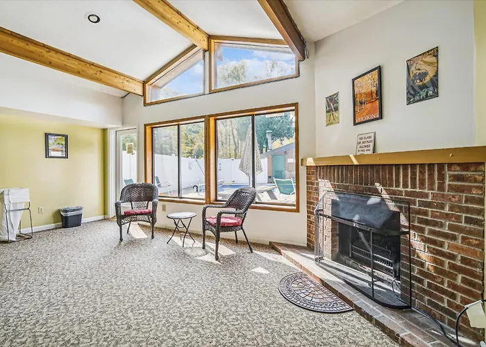 Cedarbrook One Bedroom Suite 11416