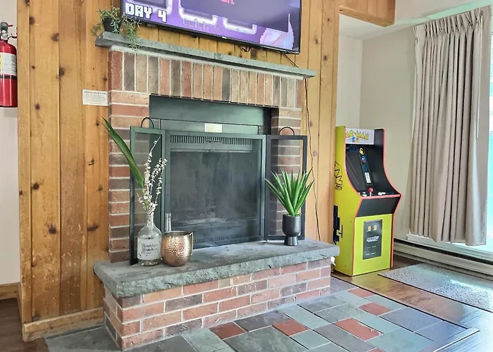 The Grizz Ac Pool Sauna Gym Near Resort